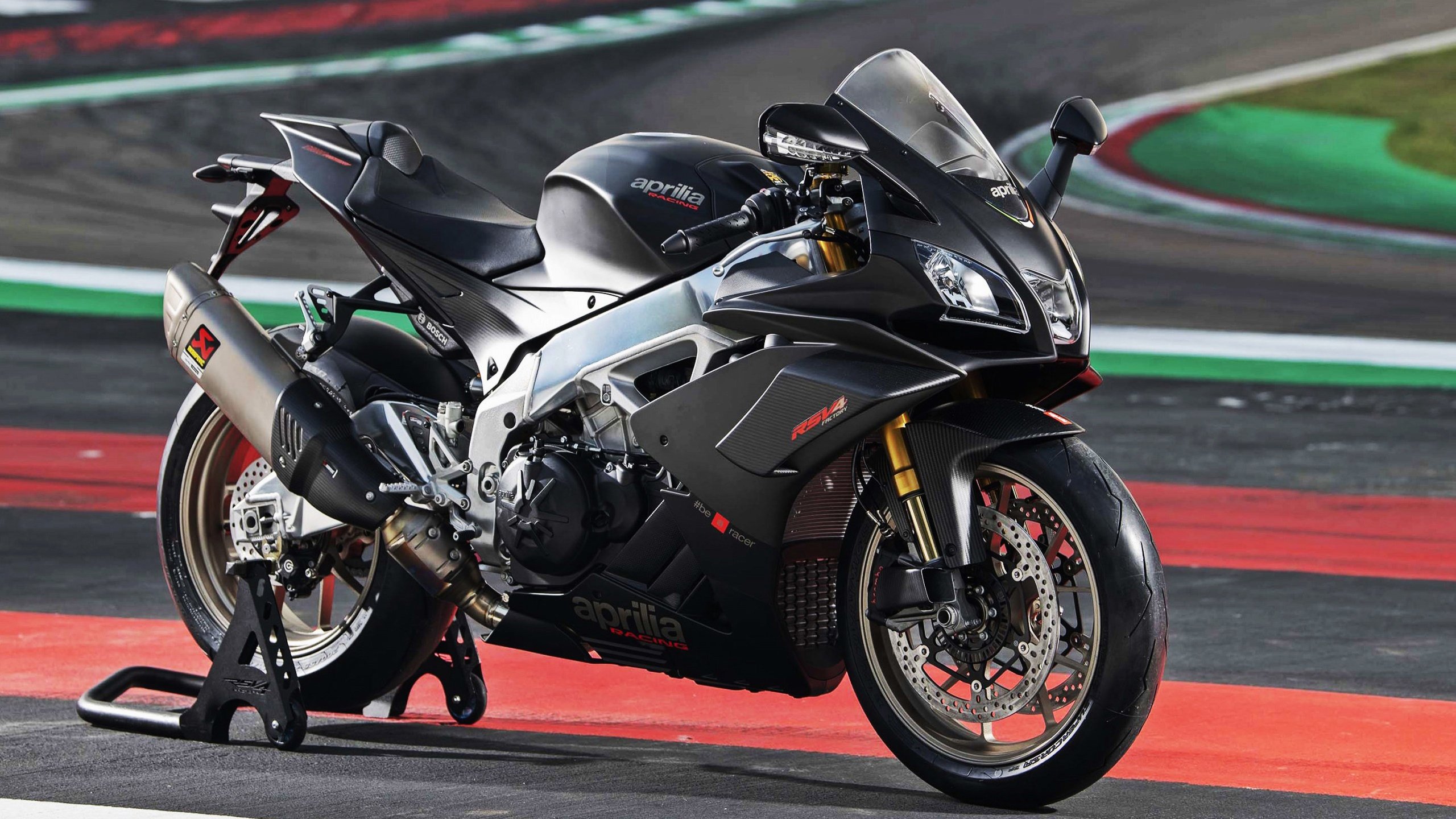 阿尔及利亚 U18 队被评价经验丰富,备战充分,阿尔及利亚后备联赛ds